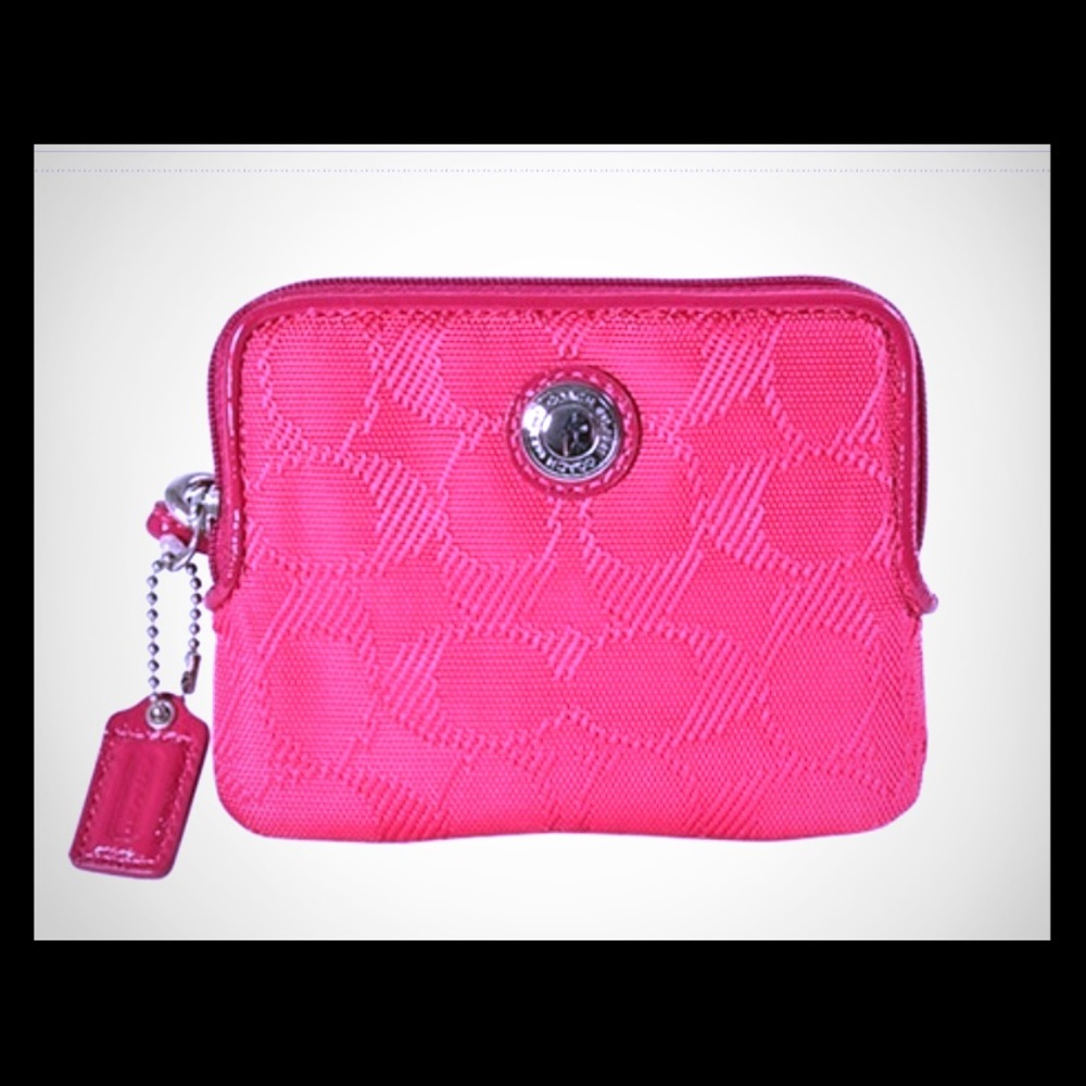 Coach wristlet/wallet (tags on)